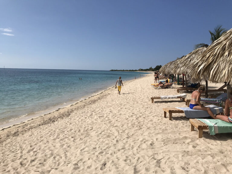 Trinidad-Playa Ancon-Sol