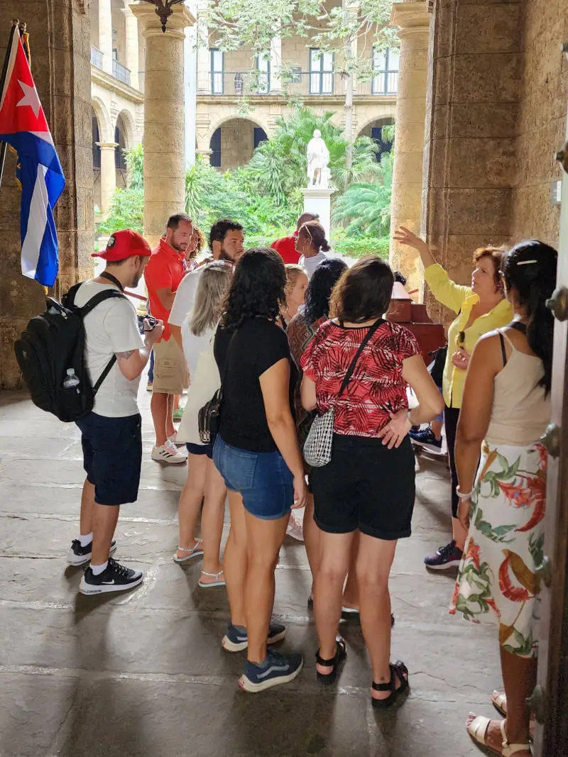 havana-centro-historico-ana