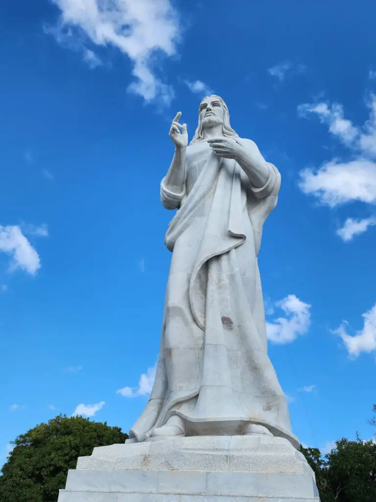 havana-cristo-estatua