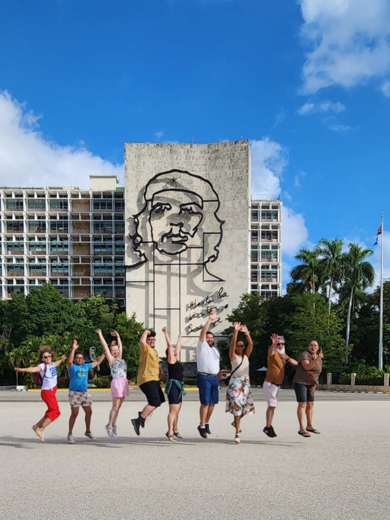 havana-plaza-revolucion-pulo