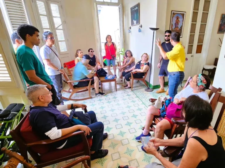havana-casa-amistad-grupo