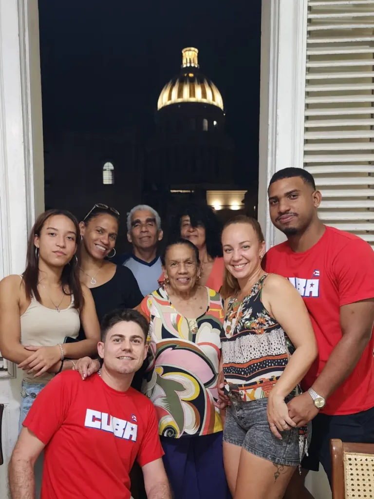 havana-amistad-familia-maria