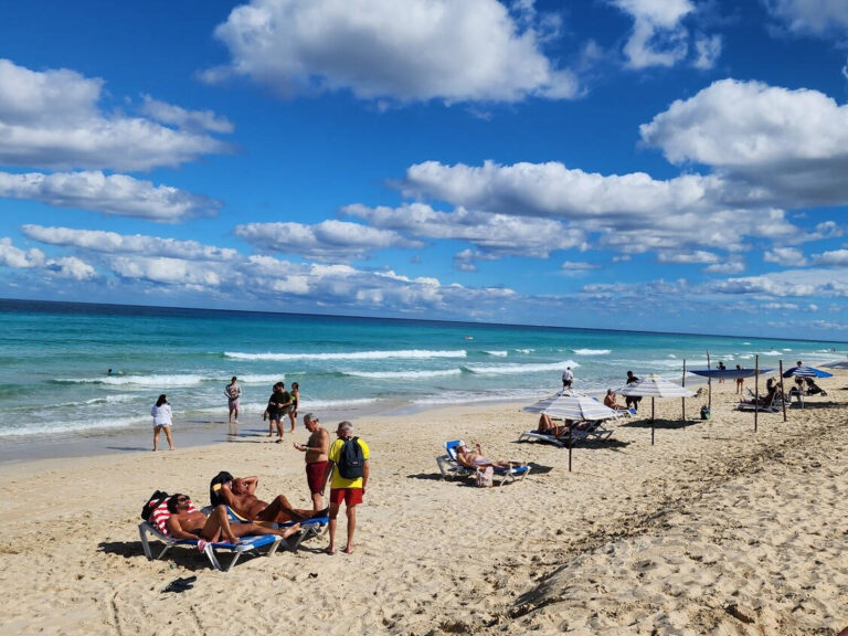 praia-santa-maria-del-mar-3