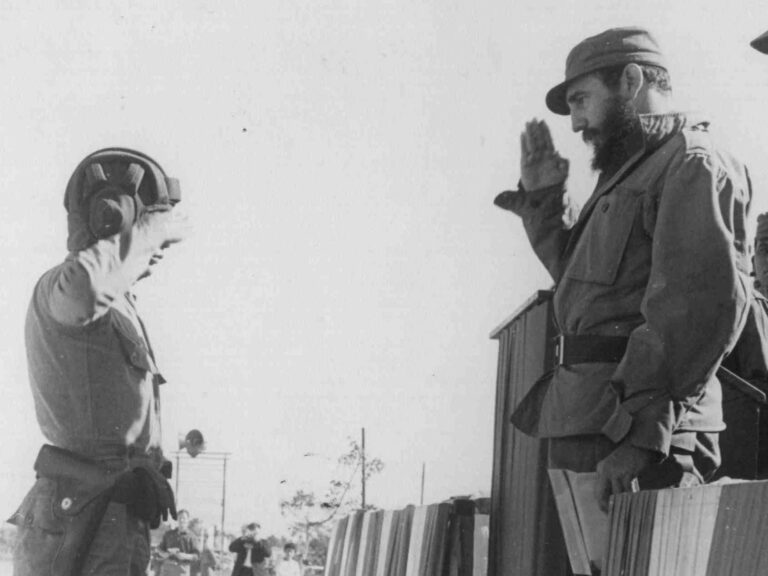 fidel-castro-continencia