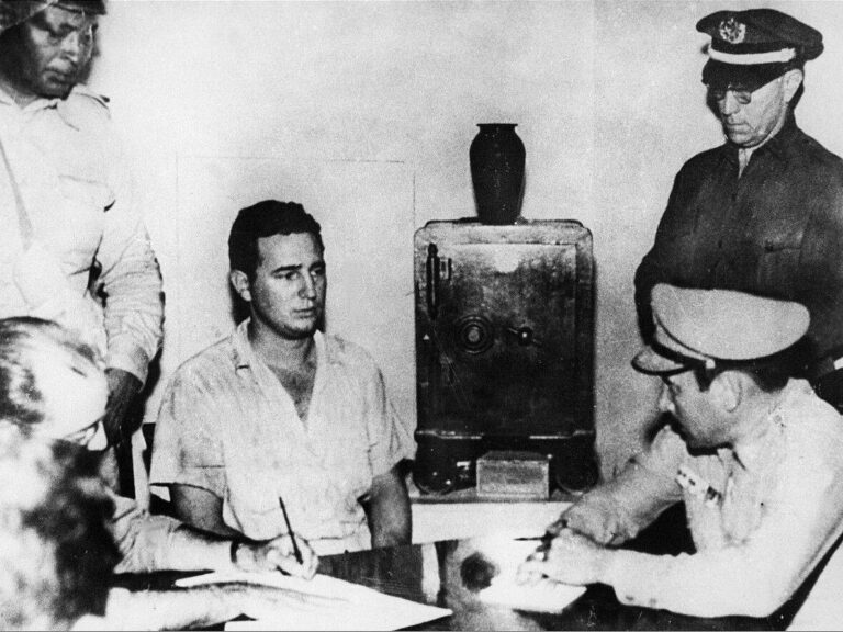fidel-castro-preso-moncada-ataque
