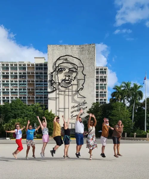 havana-plaza-revolucion-pulo